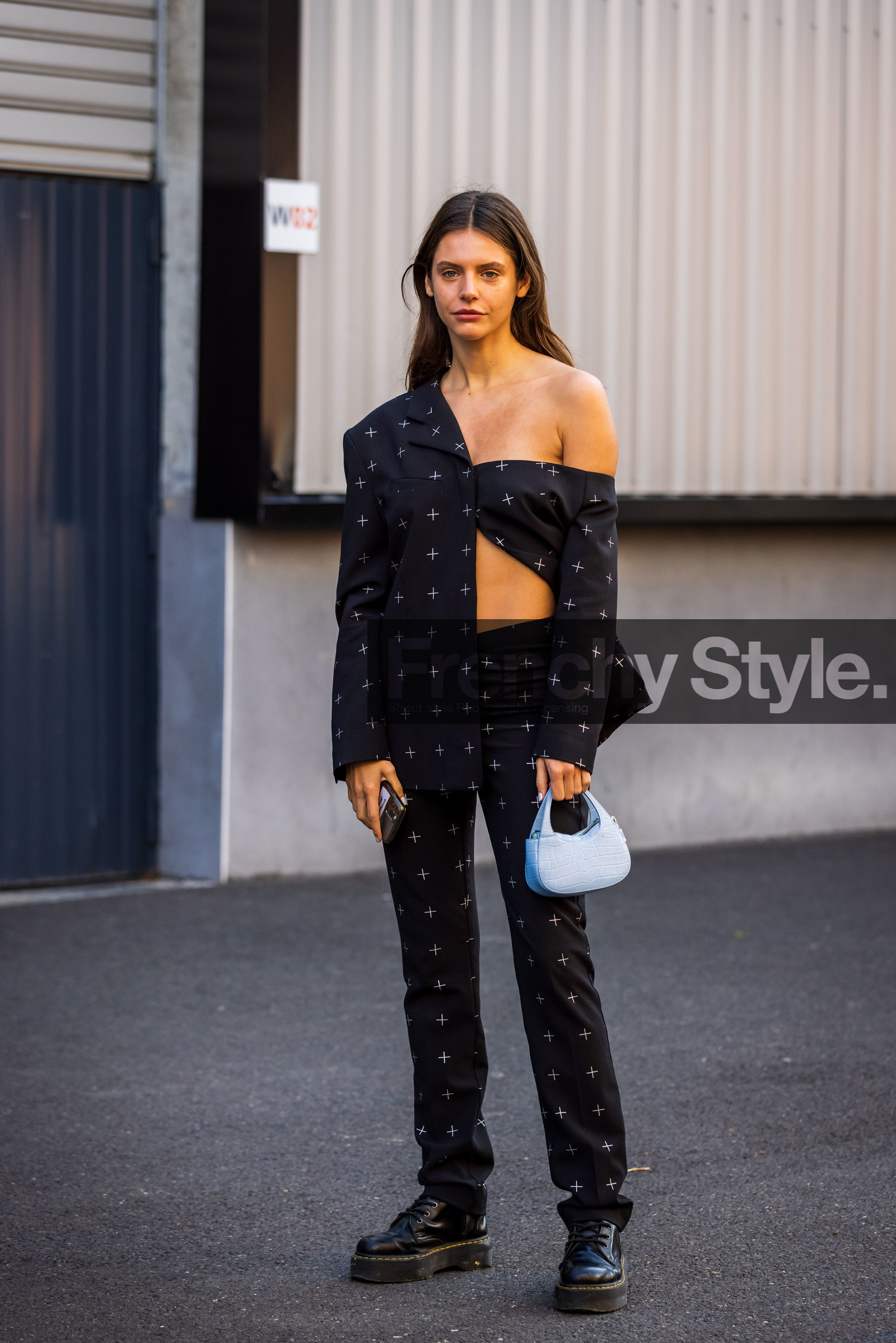 Alizée Gamberini, asymetric blazer, bag, black boots, black jacket, black pants, blue bag, boots, cross, dr martens, jacket, light blue bag, mini bag, pants, print, printed blazer, printed pants, suit, street style, jonathan paciullo, FW, frenchystyle, fashion week, PFW, PARIS, SPRING SUMMER 2022, SS 22, vertical, full length