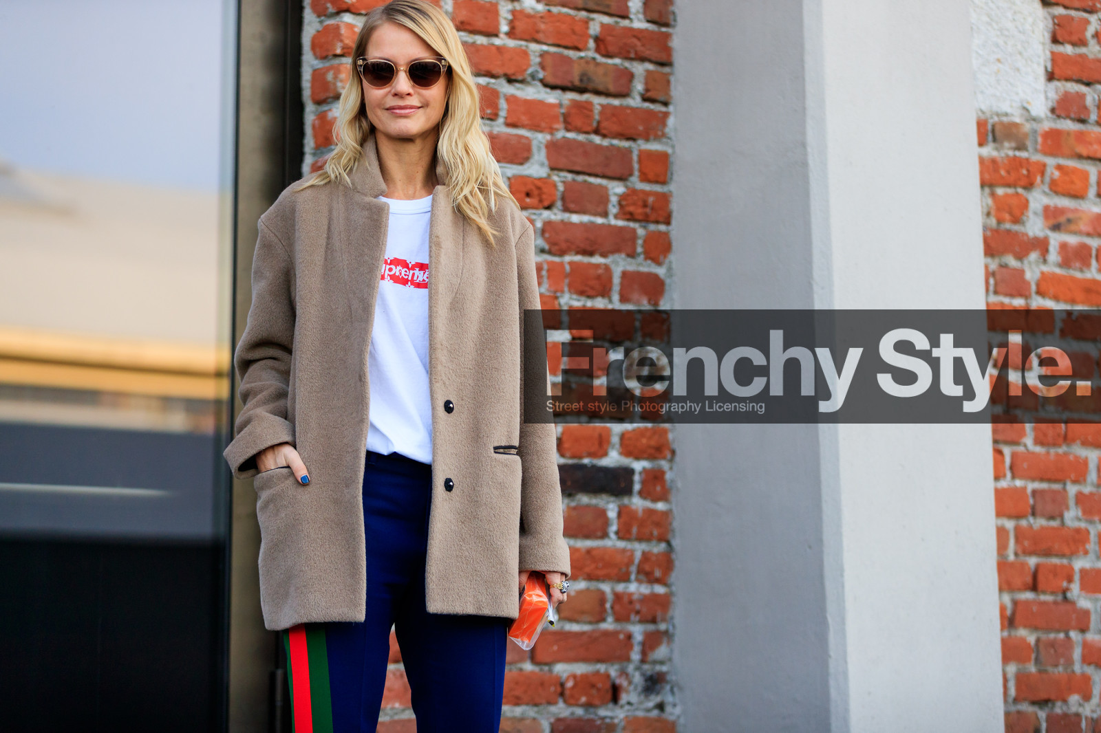 beige jacket, graphic pants, gucci, navy pants, printed pants, stripes, sunglasses, trousers, white t shirt, fashion week, frenchystyle, FW, jonathan paciullo, street style, MFW, MILAN, AUTUMN WINTER 2018-2019, FALL WINTER 2018-2019, FW 18-19, horizontal, atmosphere details