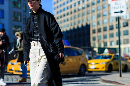 annina mislin, atmosphere details, AUTUMN WINTER 2016-2017, AW 16-17, beige, beige pants, black, black bag, black coat, black knit, black sweater, detail, fashion week, frenchystyle, FW, FW 16-17, high waist, horizontal, jonathan paciullo, leather bag, NEW YORK, NYFW, street style, striped sweater, wide pants, woman