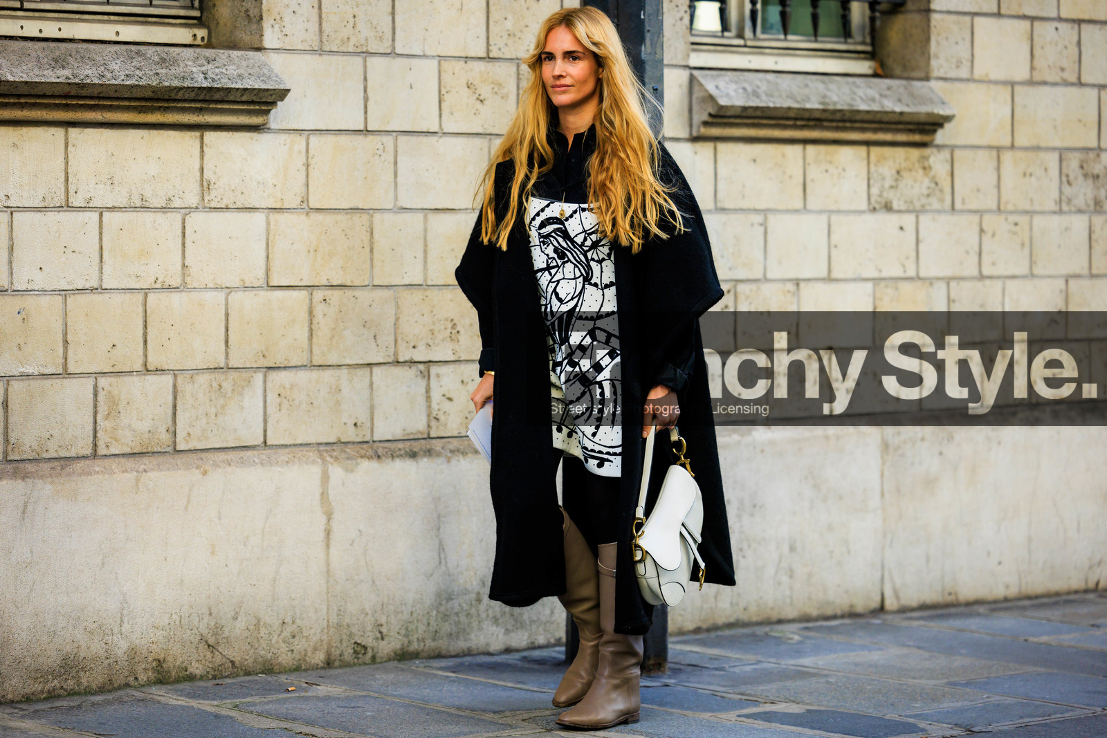 blond hair, long hair, printed dres, black coat, saddle bag, white dress, white bag, dior bag, grey boots, fashion week, frenchystyle, FW, jonathan paciullo, street style, PARIS, PFW, SPRING SUMMER 2022, SS 22, full length, blanca miro scrimieri