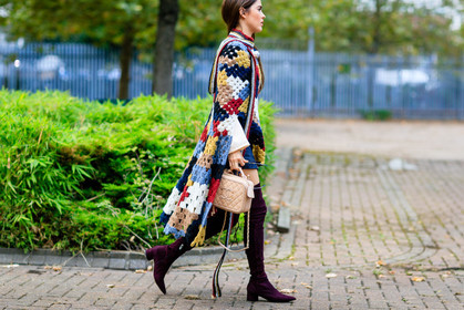 atmosphere details, beige bag, chanel, detail, embroidered coat, embroidered jacket, fashion week, frenchystyle, FW, graphic coat, graphic jacket, high boots, horizontal, jonathan paciullo, leather bag, leather shoes, LFW, LONDON, multicolor jacket, SPRING SUMMER 2017, SS 17, street style, suede shoes, woman