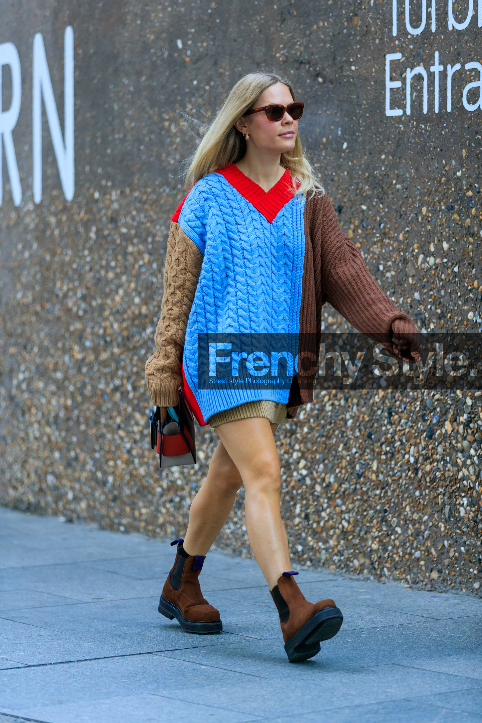 jessie bush, knitwear, multicolor pull over, knit dress, brown scale sunglasses, brown boots, suede boots, flat boots, multicolor bag, fashion week, frenchystyle, FW, jonathan paciullo, street style, vertical, full length