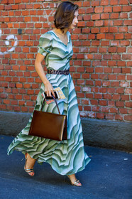 brown bag, brown belt, céline, fashion week, frenchystyle, full length, FW, graphic dress, green dress, high heels, jenny walton, jonathan paciullo, leather bag, leather shoes, leopard print, MFW, MILAN, printed dress, silver shoes, SPRING SUMMER 2018, SS 18, street style, vertical