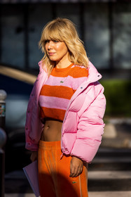 color, cropped knitwear, jogging, knitwear, lacoste look, orange jogging, orange knitwear, pink knitwear, pink puffer, puffer, Raquel Srada, stripes, lacoste, fashion week, frenchystyle, FW, jonathan paciullo, street style, PFW, PARIS, SPRING SUMMER 2022, SS 22, vertical, atmosphere details