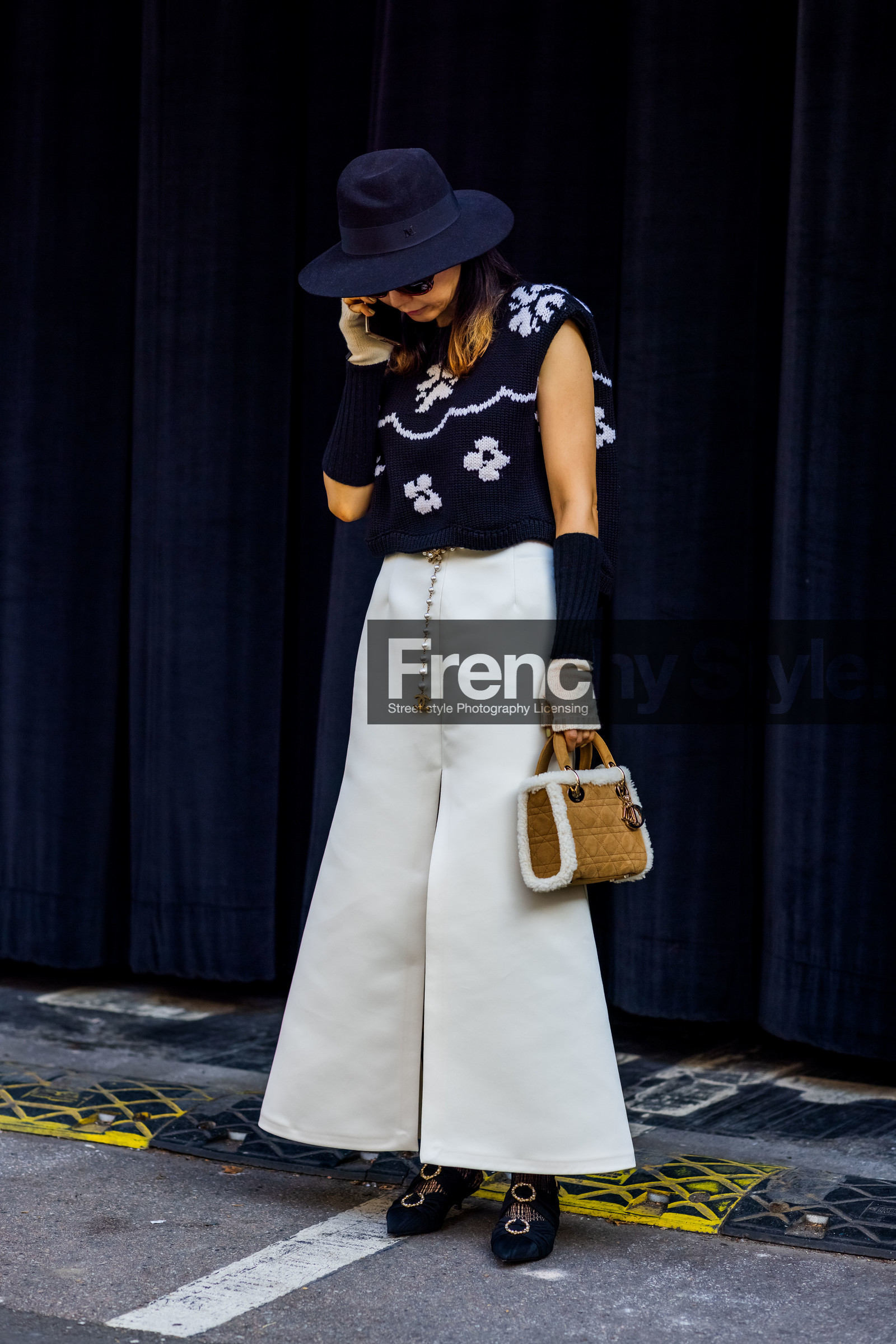 wideleg pants, white, high waisted, chanel, furry bag, handbag, hat, black, knitted top, knit, boots, leather, dior, lady dior mini, camel, fashion week, frenchystyle, FW, jonathan paciullo, street style, SPRING SUMMER 2022, SS 22, LFW, LONDON, vertical, full length