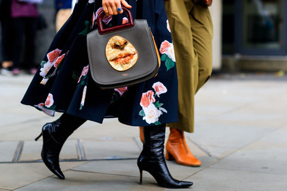 atmosphere details, black shoes, blue skirt, brown bag, detail, fashion week, floral, flowers, frenchystyle, FW, high heels, horizontal, jonathan paciullo, leather bag, leather shoes, LFW, LONDON, mulberry, printed bag, printed skirt, SPRING SUMMER 2018, SS 18, street style