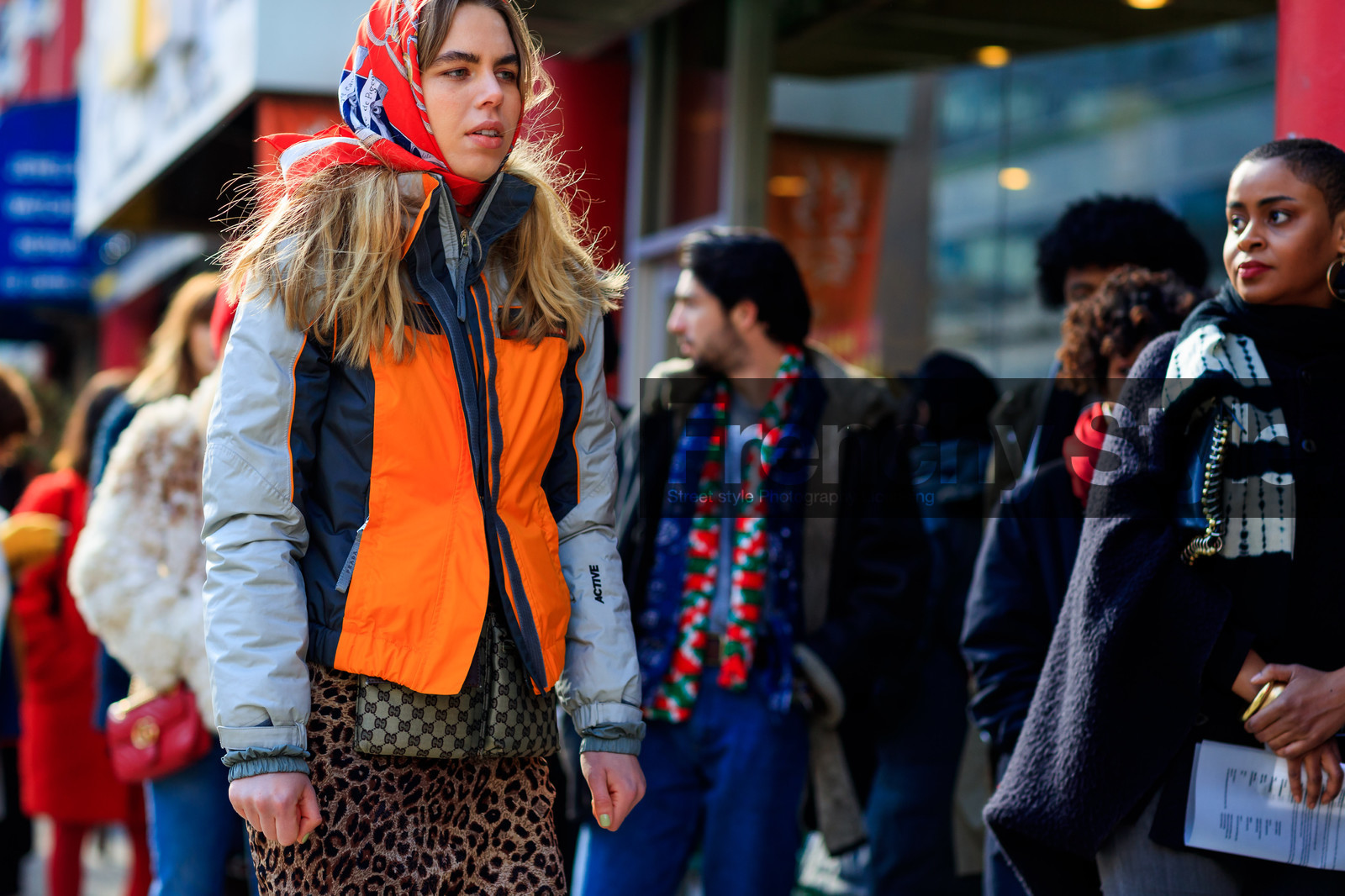 beige bag, graphic jacket, graphic skirt, gucci, leopard, leopard print, monogram, orange jacket, prada, printed bag, printed jacket, printed skirt, red scarf, street style, jonathan paciullo, FW, frenchystyle, fashion week, NYFW, NEW YORK, AUTUMN WINTER 2018-2019, AW 18-19, FALL WINTER 2018-2019, FW 18-19, atmosphere details, horizontal, detail, laura maria wulff