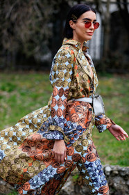 brittany xavier, fanny pack, graphic jacket, graphic pants, multicolor jacket, multicolor pants, printed jacket, printed pants, sunglasses, trousers, white bag, MILAN, MFW, fashion week, frenchystyle, FW, jonathan paciullo, street style, AUTUMN WINTER 2019-2020, AW 19-20, FALL WINTER 2019-2020, FW 19-20, vertical, atmosphere details, detail