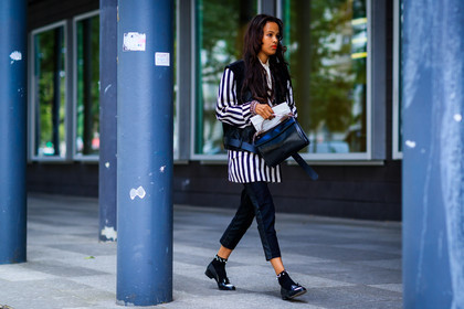 street style, jonathan paciullo, FW, frenchystyle, fashion week, PFW, PARIS, SPRING SUMMER 2019, SS 19, horizontal, atmosphere details, full length