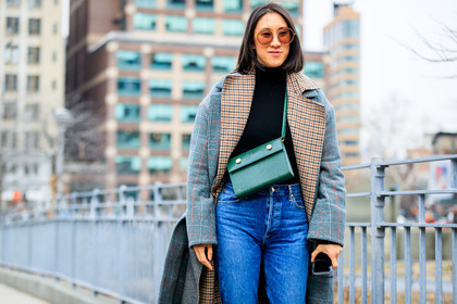 black turtleneck, blue denim, checked, checked coat, denim pants, graphic jacket, green bag, grey coat, houndstooth pattern, jeans, leather bag, plaid, printed jacket, sunglasses, tartan, trousers, street style, jonathan paciullo, FW, frenchystyle, fashion week, NYFW, NEW YORK, AUTUMN WINTER 2018-2019, AW 18-19, FALL WINTER 2018-2019, FW 18-19, atmosphere details, horizontal, detail, eva chen