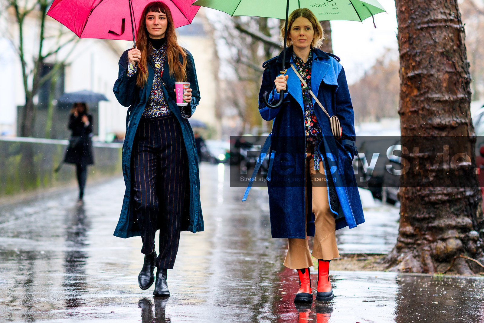 atmosphere details, AUTUMN WINTER 2017-2018, AW 17-18, beige pants, black shoes, blue coat, brie welch, FALL WINTER 2017-2018, fashion week, frenchystyle, full length, FW, FW 17-18, graphic pants, horizontal, jonathan paciullo, leather shoes, megan bowman grey, PARIS, PFW, printed pants, red boots, street style, striped pants, trousers
