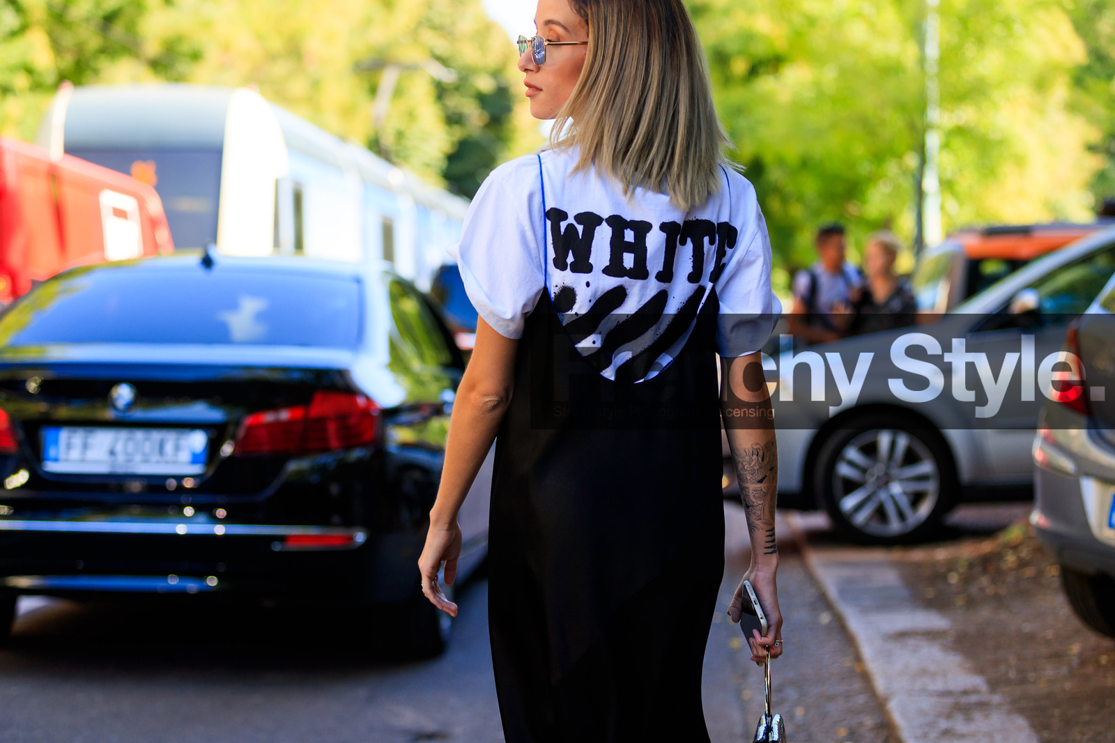 atmosphere details, black dress, detail, fashion week, frenchystyle, FW, horizontal, jonathan paciullo, MFW, MILAN, off white, printed t shirt, SPRING SUMMER 2018, SS 18, street style, sunglasses, white t shirt