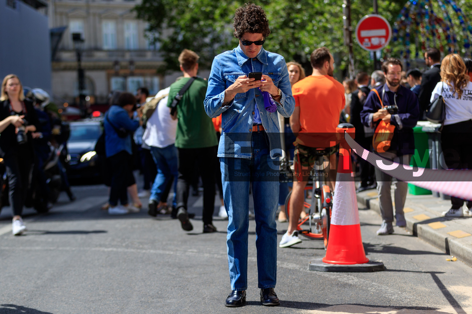 street style, jonathan paciullo, FW, frenchystyle, fashion week, PFW, PARIS, SPRING SUMMER 2019, SS 19, horizontal, atmosphere details, full length