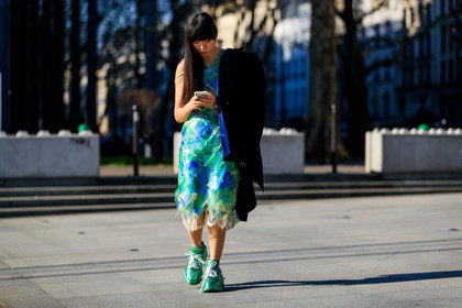 blazer, embroideries, glitter, graphic dress, green dress, green sneakers, leather shoes, navy jacket, over the shoulder, printed dress, sequined dress, shiny dress, susie lau, velvet, PARIS, PFW, street style, jonathan paciullo, FW, frenchystyle, fashion week, AUTUMN WINTER 2019-2020, AW 19-20, FALL WINTER 2019-2020, FW 19-20, horizontal, atmosphere details, full length