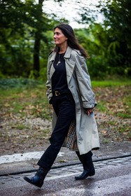 black belt, black boots, black denim, black jean, black santiags, black t-shirt, boots, burberry trenchcoat, denim, Emmanuelle Alt, gold necklace, grey trenchcoat, leather boots, necklace, santiags, trenchcoat, street style, jonathan paciullo, FW, frenchystyle, fashion week, PFW, PARIS, SPRING SUMMER 2022, SS 22, vertical, full length