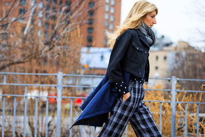 atmosphere details, AUTUMN WINTER 2016-2017, AW 16-17, black jacket, black top, checked pants, detail, down jacket, fashion week, frenchystyle, FW, FW 16-17, geometric, grey pants, grey scarf, horizontal, jonathan paciullo, NEW YORK, NYFW, plaid, polka dot, sarah rutson, street style, striped pants, stripes, trousers, woman