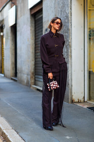 brown jumpsuit, fringe jumpsuit, golden details, long sleeves jumpsuit, mini bag, patchwork bag, brown leather bag, nude leather bag, white leather bag, hand bag, Sara Nicole Rossetto, fashion week, frenchystyle, FW, jonathan paciullo, street style, MFW, MILAN, SPRING SUMMER 2021, SS 21, vertical, full length