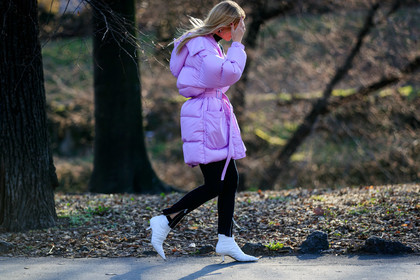 ada kokosar, black pants, down jacket, leather shoes, pink jacket, trousers, white shoes, MILAN, MFW, fashion week, frenchystyle, FW, jonathan paciullo, street style, AUTUMN WINTER 2019-2020, AW 19-20, FALL WINTER 2019-2020, FW 19-20, atmosphere details, detail, horizontal