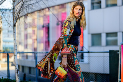 black top, chloé, choker, graphic jacket, graphic pants, leather bag, multicolor jacket, multicolor pants, necklace, nike, orange bag, printed jacket, printed pants, red bag, trousers, veronika heilbrunner, yellow bag, PARIS, PFW, street style, jonathan paciullo, FW, frenchystyle, fashion week, AUTUMN WINTER 2019-2020, AW 19-20, FALL WINTER 2019-2020, FW 19-20, horizontal, atmosphere details, detail