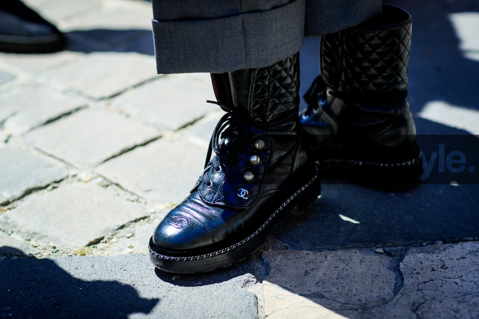 street style, jonathan paciullo, FW, frenchystyle, fashion week, PFW, PARIS, SPRING SUMMER 2019, SS 19, horizontal, atmosphere details, detail