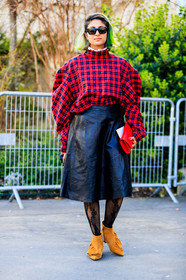 AUTUMN WINTER 2017-2018, AW 17-18, black skirt, camel shoes, checked shirt, FALL WINTER 2017-2018, fashion week, frenchystyle, full length, FW, FW 17-18, graphic shirt, high heels, jonathan paciullo, jw anderson, leather bag, leather shoes, leather skirt, PARIS, PFW, plaid, Preetma Singh, printed shirt, red bag, red shirt, street style, suede shoes, sunglasses, tartan, tights, vertical