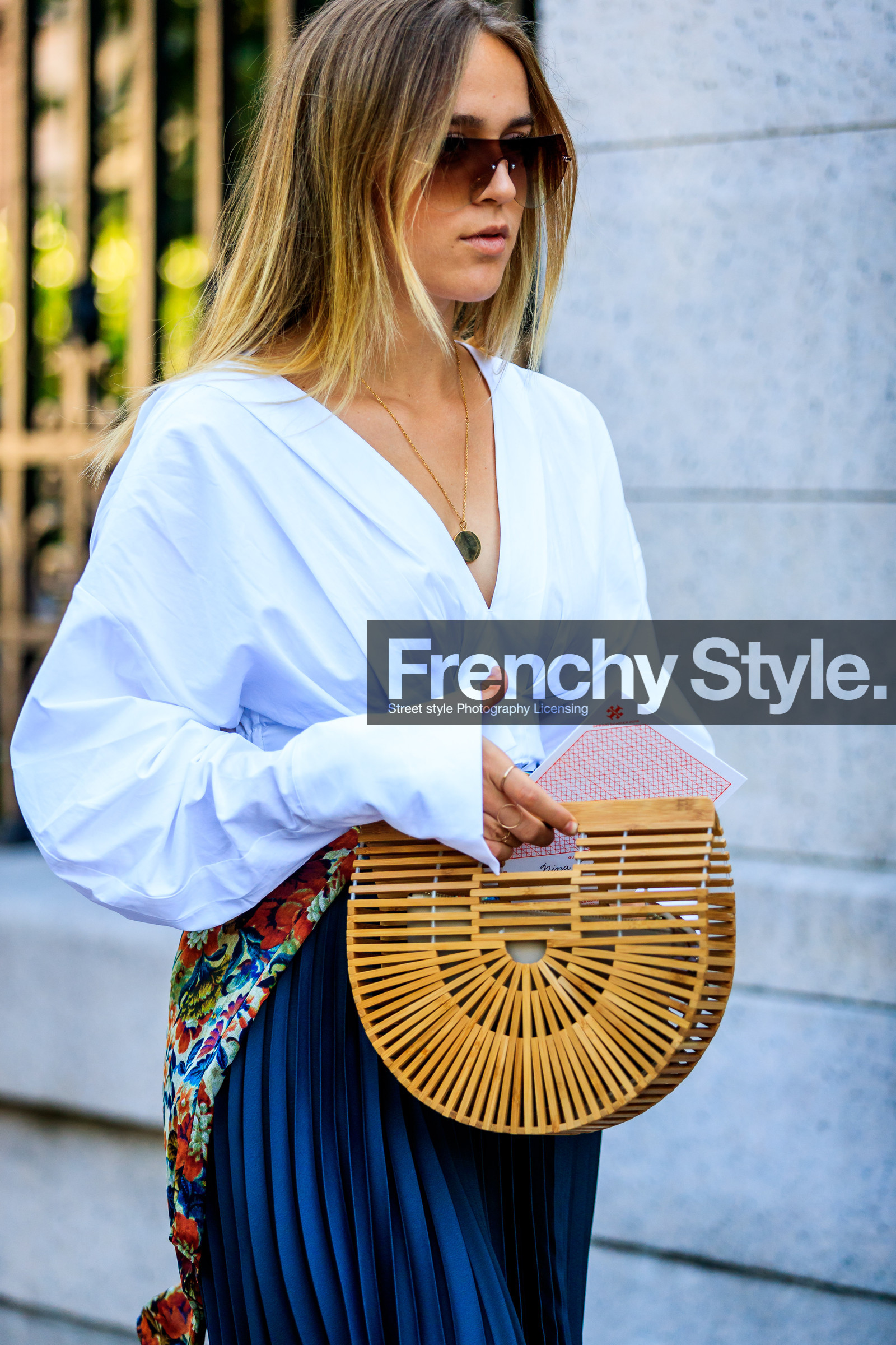 atmosphere details, detail, fashion week, floral, flowers, frenchystyle, FW, graphic bag, jonathan paciullo, NEW YORK, NYFW, pleated skirt, pleats, SPRING SUMMER 2018, SS 18, street style, sunglasses, vertical, white shirt, wood bag