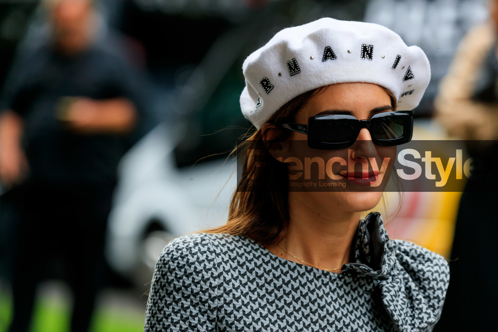 gala gonzalez, armani total look, armani hat, armani jacket, white beret, strassed hat, strassed beret, black sunglasses, square shape glasses, grey jacket, printed jacket, knot details, close up detail, fashion week, frenchystyle, FW, jonathan paciullo, street style, MFW, MILAN, SPRING SUMMER 2020, SS 20