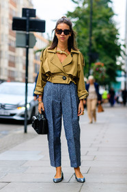 ballerinas, beige jacket, black bag, fashion week, frenchystyle, full length, FW, glitter, golden jewelry, grey pants, jonathan paciullo, leather bag, leather shoes, LFW, LONDON, natasha goldenberg, necklace, shiny shoes, silver shoes, SPRING SUMMER 2017, SS 17, street style, sunglasses, trousers, vertical, woman