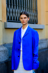 blazer, blue jacket, Giedrė Dukauskaitė, model, white shirt, white skirt, MILAN, MFW, fashion week, frenchystyle, FW, jonathan paciullo, street style, AUTUMN WINTER 2019-2020, AW 19-20, FALL WINTER 2019-2020, FW 19-20, vertical, atmosphere details, detail