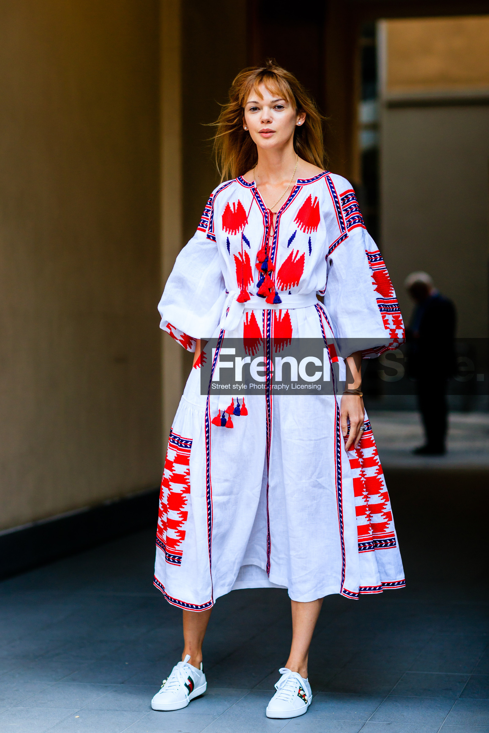 embroidered dress, fashion week, frenchystyle, full length, FW, gucci, jonathan paciullo, leather shoes, leather sneakers, MFW, MILAN, SPRING SUMMER 2017, SS 17, street style, vertical, white dress, white sneakers