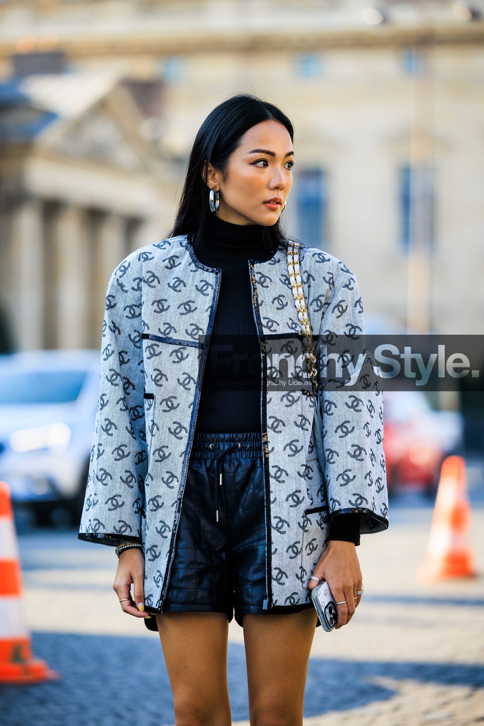 black top, black turtleneck, silver loops, chanel jacket, logo jacket, grey chanel jacket, black shorts, leather shorts, close up, yoyo cao, street style, jonathan paciullo, FW, frenchystyle, fashion week, AUTUMN WINTER 2022-2023, FALL WINTER 2022_2023, FW 22-23, PFW, PARIS, vertical, detail