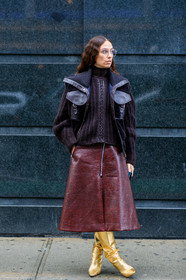 erika boldrin, burgundy leather skirt, zipped skirt, mid long skirt, golden boots, brown leather bombers, woolen coat, fur coat, sleeveless coat, plaited pullover, brown pullover, brown leather pullover, gucci sunglasses, metalic frame sunglasses, aviator glasses, fashion week, frenchystyle, FW, jonathan paciullo, street style, NYFW, NEW YORK, AUTUMN WINTER 2020-2021, FALL WINTER 2020-2021, FW 20-21, vertical, full length
