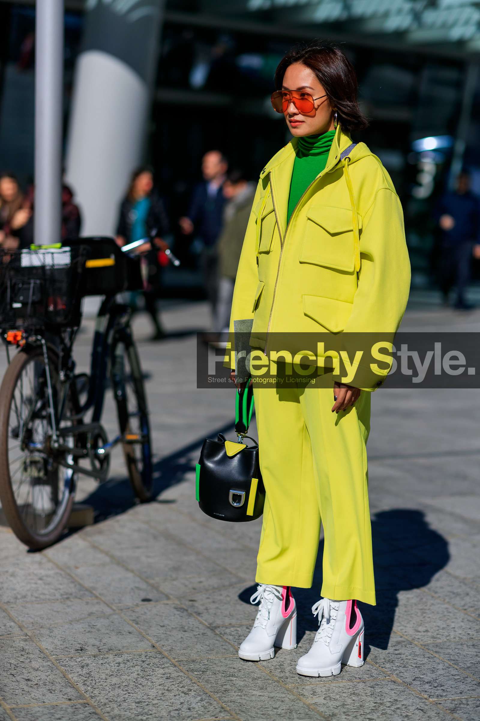 black bag, danse lente, green sweater, high heels, leather bag, leather shoes, prada, sunglasses, trousers, white shoes, yellow jacket, yellow pants, MILAN, MFW, fashion week, frenchystyle, FW, jonathan paciullo, street style, AUTUMN WINTER 2019-2020, AW 19-20, FALL WINTER 2019-2020, FW 19-20, vertical, full length