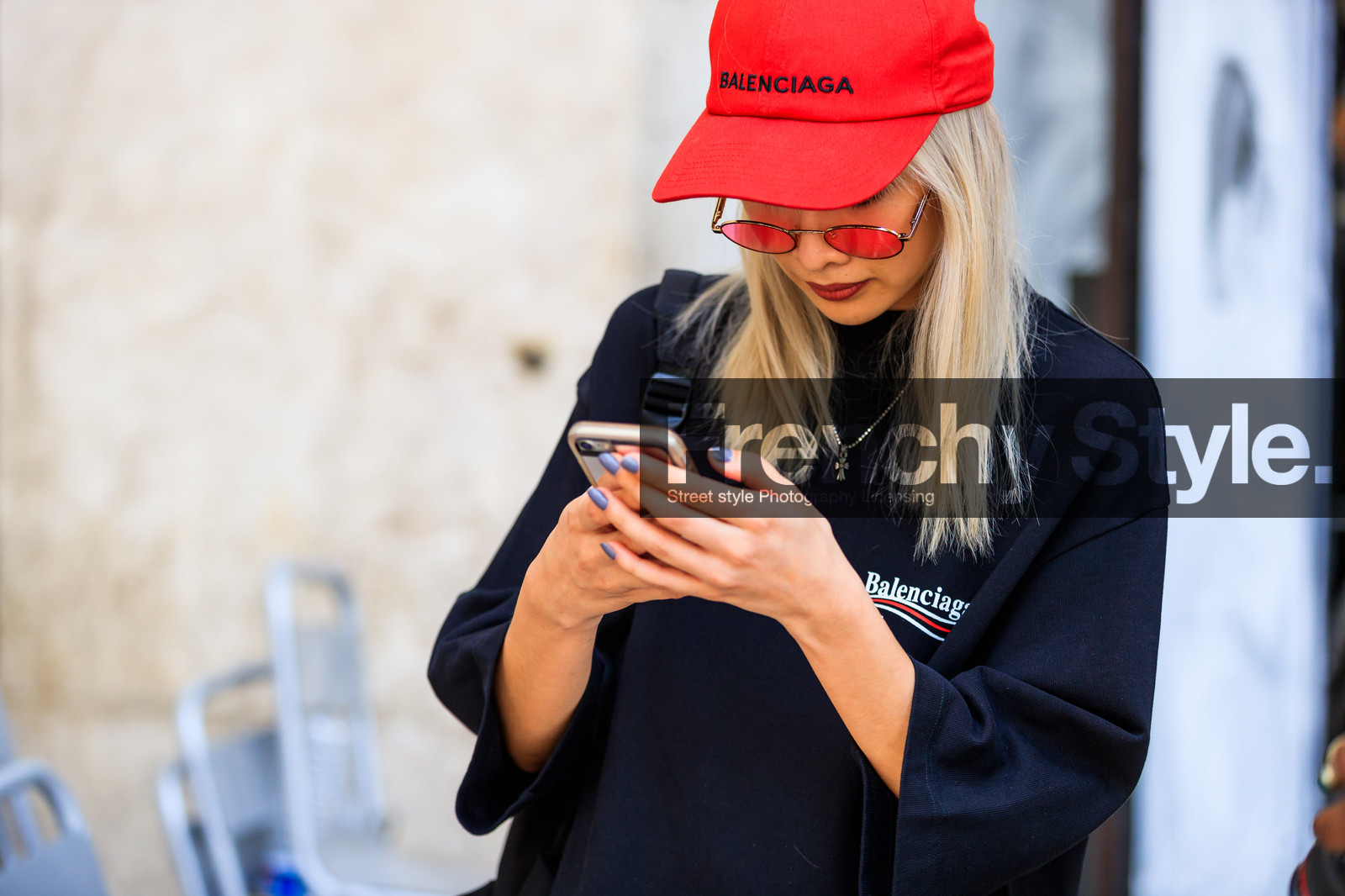 atmosphere details, backpack, balenciaga, black bag, black skirt, black sweater, detail, fashion week, frenchystyle, FW, horizontal, jonathan paciullo, MENSWEAR, PARIS, PFW, red cap, SPRING SUMMER 2018, SS 18, street style, sunglasses