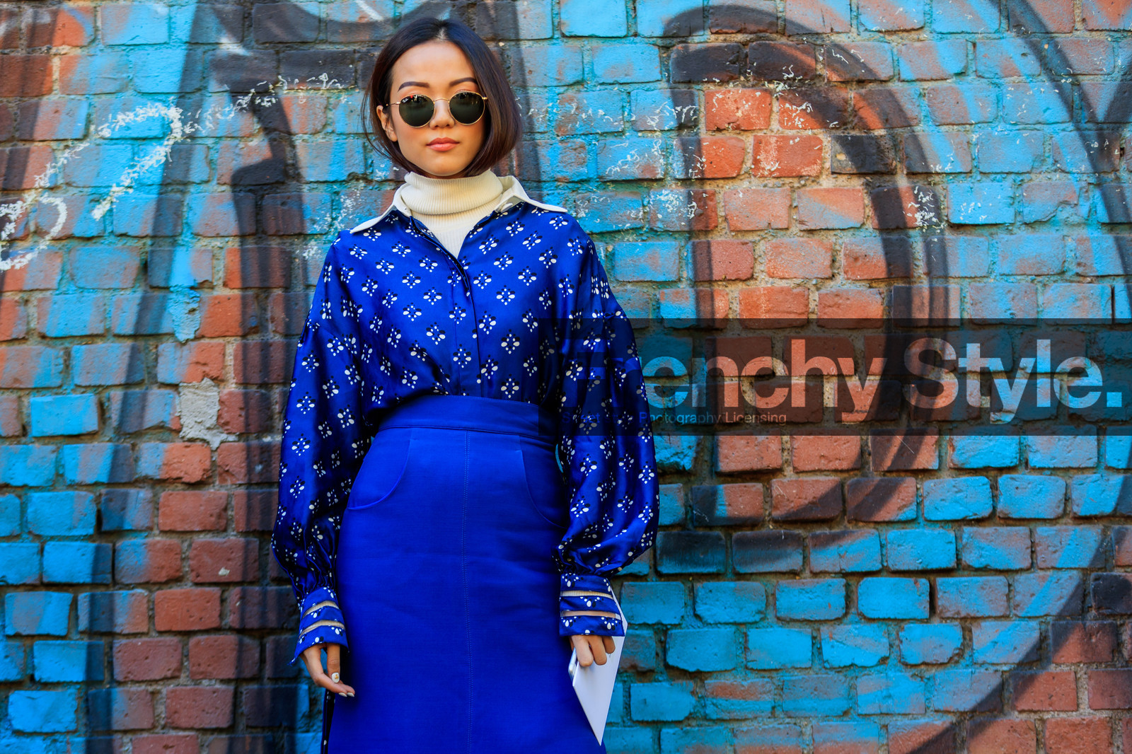atmosphere details, blue dress, blue skirt, detail, fashion week, frenchystyle, FW, graphic dress, horizontal, jonathan paciullo, MFW, MILAN, printed dress, SPRING SUMMER 2018, SS 18, street style, sunglasses, white sweater, yoyo cao