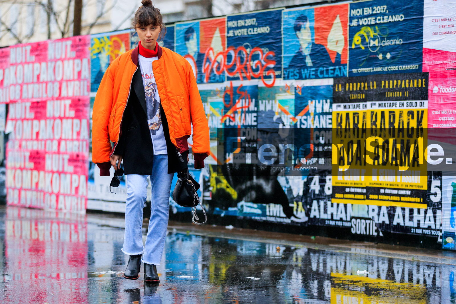 atmosphere details, AUTUMN WINTER 2017-2018, AW 17-18, black bag, black jacket, black shoes, blazer, blue denim, bomber jacket, bun, denim pants, FALL WINTER 2017-2018, fashion week, frenchystyle, full length, FW, FW 17-18, horizontal, jeans, jonathan paciullo, leather bag, leather shoes, orange jacket, over the shoulder, PARIS, PFW, printed t shirt, street style, trousers, white t shirt