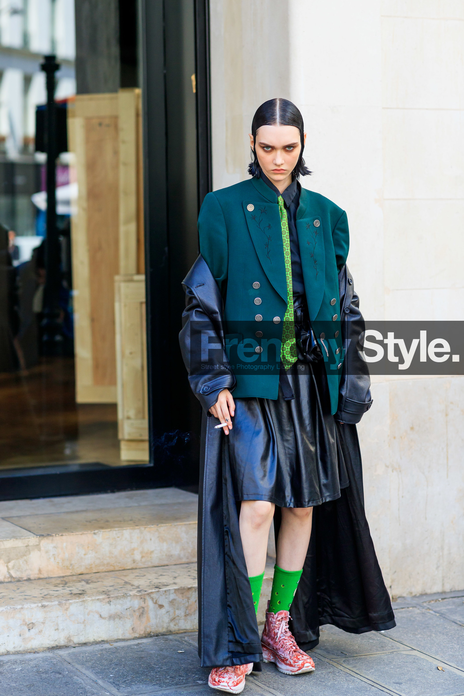 haircut, hair details, make up, make up details, green jacket, green tie, black leather skirt, green socks, black leather jacket, long jacket, red sneakers, converse shoes, embroidered jacket, printed tie, fashion week, frenchystyle, FW, jonathan paciullo, street style, PFW, PARIS, AUTUMN WINTER 2021-2022, FALL WINTER 2021-2022, FW 21-22, vertical, full length, model