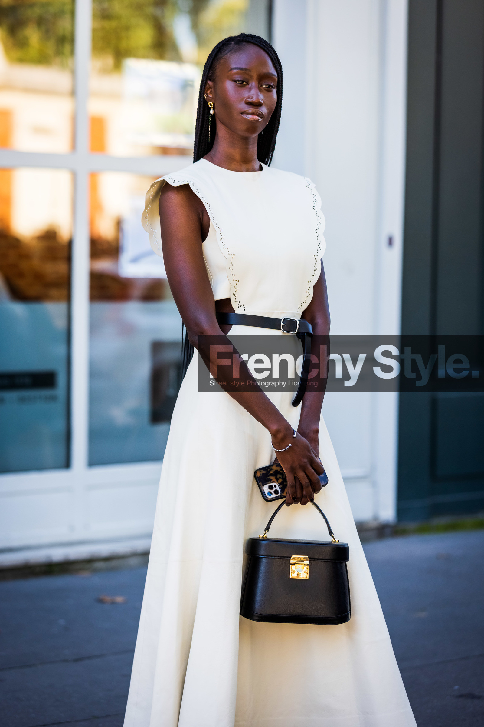 street style, jonathan paciullo, FW, frenchystyle, fashion week, PFW, PARIS, SPRING SUMMER 2022, SS 22, vertical, atmosphere details, model