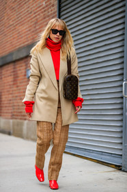 beige jacket, blazer, brown bag, brown pants, checked, checked pants, graphic bag, graphic pants, leather bag, leather shoes, louis vuitton, monogram, plaid, printed bag, printed pants, red shoes, red sweater, sunglasses, tartan, trousers, turtleneck sweater, street style, jonathan paciullo, FW, frenchystyle, fashion week, NYFW, NEW YORK, AUTUMN WINTER 2018-2019, AW 18-19, FALL WINTER 2018-2019, FW 18-19, vertical, full length, courtney trop