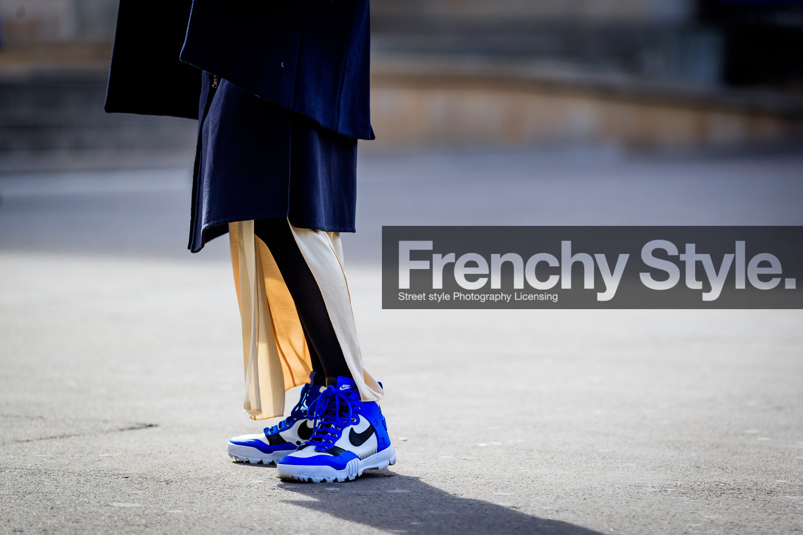 atmosphere details, AUTUMN WINTER 2017-2018, AW 17-18, blue sneakers, detail, FALL WINTER 2017-2018, fashion week, frenchystyle, FW, FW 17-18, horizontal, jonathan paciullo, leather shoes, nike, PARIS, PFW, street style