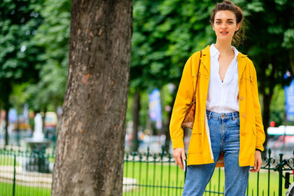 atmosphere details, AUTUMN WINTER 2016-2017, AW 16-17, blue denim, denim pants, detail, FALL WINTER 2016-2017, fashion week, frenchystyle, FW, FW 16-17, HAUTE COUTURE, horizontal, jeans, jonathan paciullo, Magda Laguinge, MENSWEAR, model, PARIS, PFW, street style, trousers, white shirt, yellow jacket