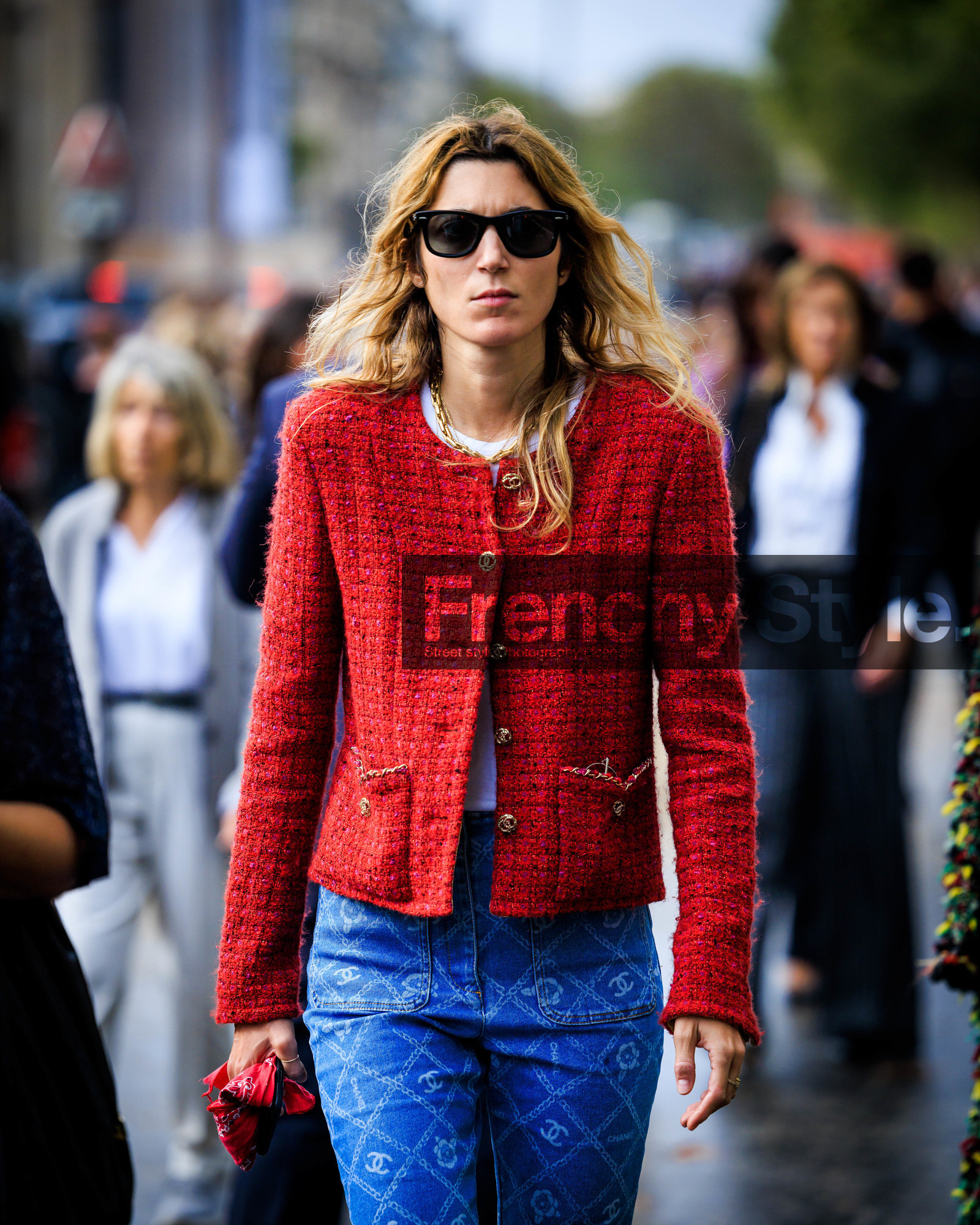 PARIS, PFW, fashion week, frenchystyle, FW, jonathan paciullo, street style, SPRING SUMMER 2024, SS 24, vertical, atmosphere details, detail