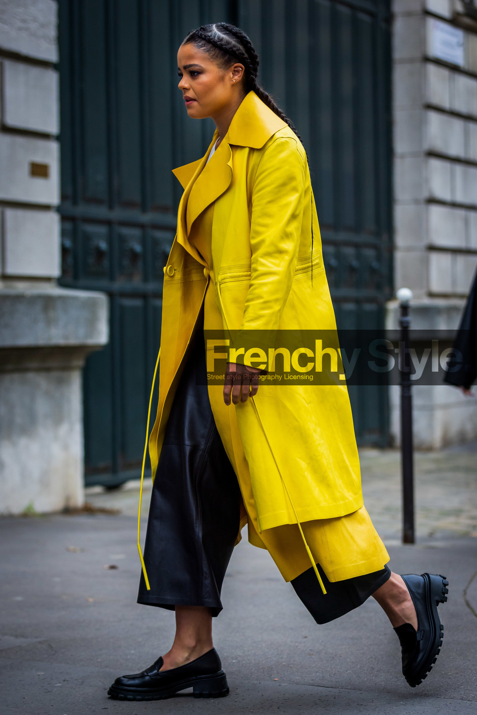 black loafers, black mocassins, black pants, coat, color, leather loafers, leather mocassins, leather pants, loafers, mocassins, yellow coat, street style, jonathan paciullo, FW, frenchystyle, fashion week, PFW, PARIS, SPRING SUMMER 2022, SS 22, vertical, full length