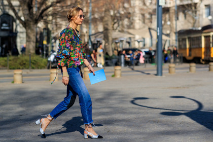 blue denim, chanel, denim pants, floral, flowers, jeans, leather shoes, multicolor shirt, printed shirt, shiny shoes, silver shoes, sunglasses, trousers, MILAN, MFW, fashion week, frenchystyle, FW, jonathan paciullo, street style, AUTUMN WINTER 2019-2020, AW 19-20, FALL WINTER 2019-2020, FW 19-20, atmosphere details, full length, horizontal