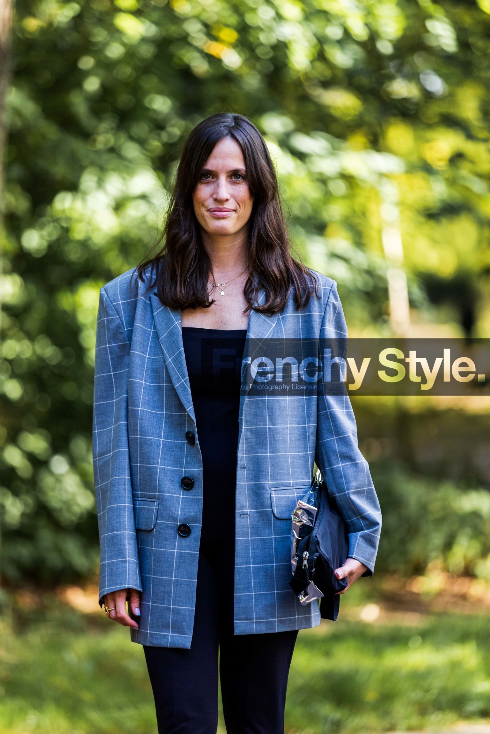 Astrid Boutrot, black jumpsuit, blazer, check, checked blazer, checked print, grey blazer, jumpsuit, street style, jonathan paciullo, FW, frenchystyle, fashion week, PFW, PARIS, SPRING SUMMER 2022, SS 22, vertical, atmosphere details