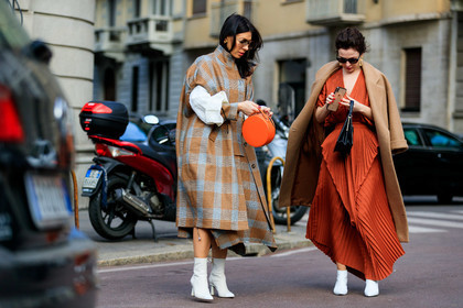 beige coat, black bag, brown coat, brown dress, checked, earrings, graphic jacket, grey coat, high heels, leather bag, leather shoes, orange bag, over the shoulder, plaid, pleated dress, printed jacket, sunglasses, white shirt, white shoes, MILAN, MFW, fashion week, frenchystyle, FW, jonathan paciullo, street style, AUTUMN WINTER 2019-2020, AW 19-20, FALL WINTER 2019-2020, FW 19-20, atmosphere details, detail, horizontal