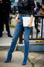 black jacket, leather jacket, classic jeans, golden watch, bracelet watch, chanel invitation, chanel belt, logo belt, black belt, fashion week, frenchystyle, FW, jonathan paciullo, street style, PARIS, PFW, SPRING SUMMER 2022, SS 22, atmosphere details, detail, vertical