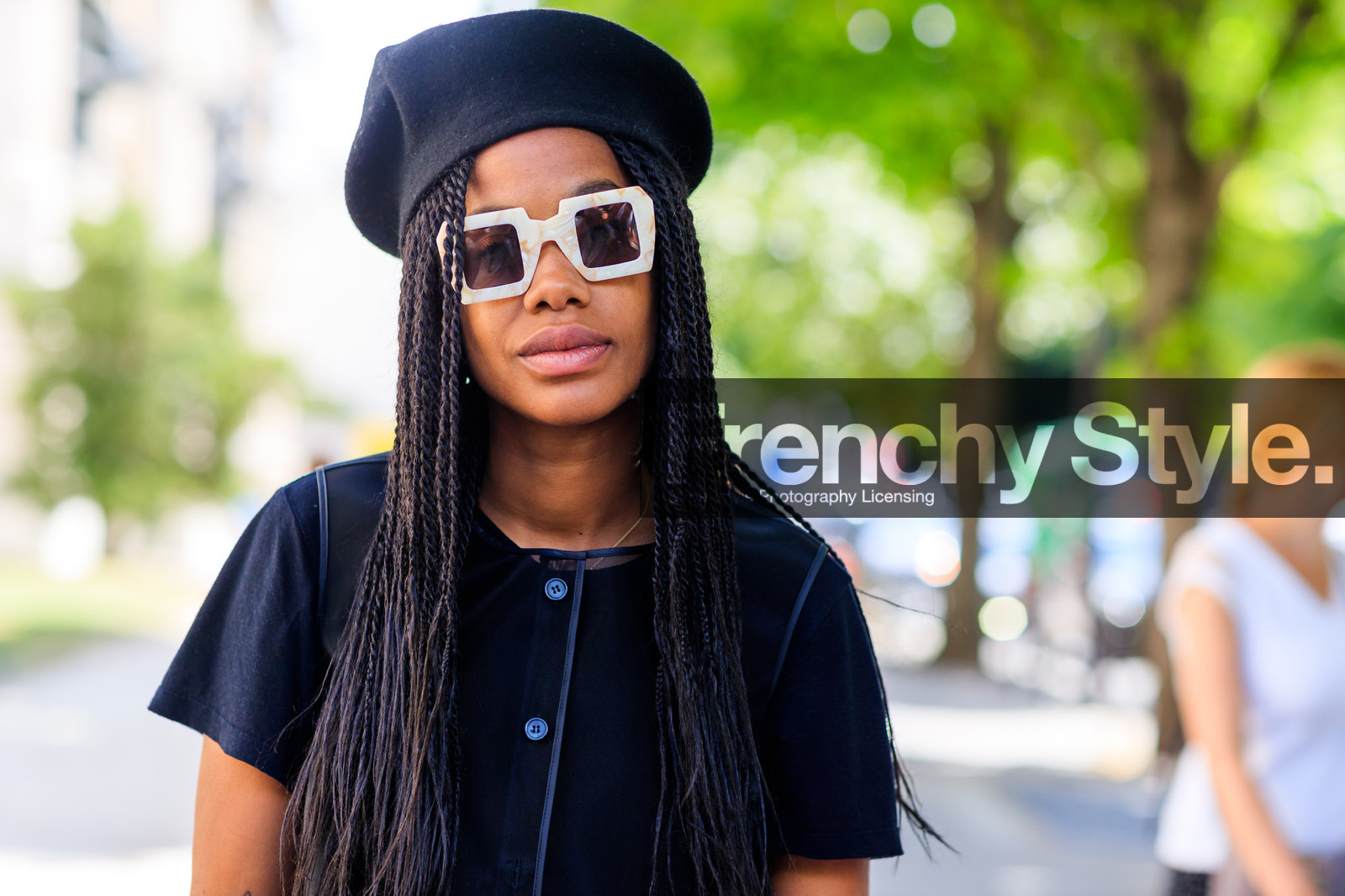 atmosphere details, black hat, black shirt, braids, detail, fashion week, frenchystyle, fun sunglasses, FW, horizontal, jan-michael quammie, jonathan paciullo, MENSWEAR, PARIS, PFW, SPRING SUMMER 2018, SS 18, street style, sunglasses