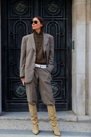 beige jacket, beige pants, beige shoes, beige suit, blazer, brown sweater, high heels, julie pelipas, leather shoes, sunglasses, trousers, PARIS, PFW, street style, jonathan paciullo, FW, frenchystyle, fashion week, AUTUMN WINTER 2019-2020, AW 19-20, FALL WINTER 2019-2020, FW 19-20, vertical, full length