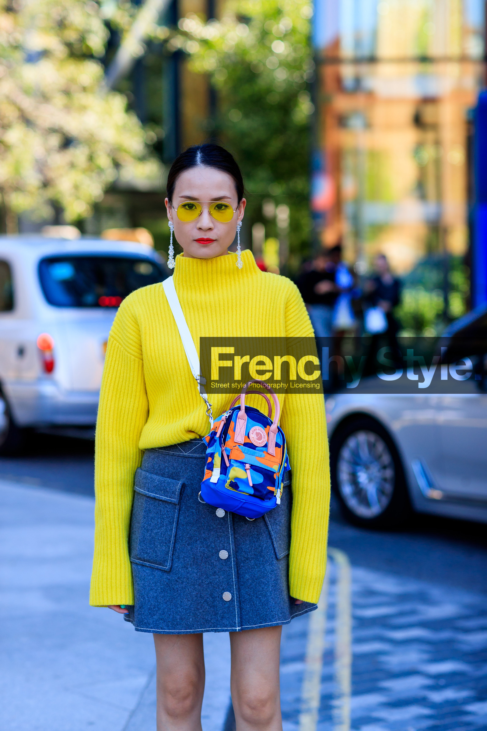 acne studios, earrings, graphic bag, grey skirt, leather bag, printed bag, red lips, sunglasses, yellow sweater, fashion week, frenchystyle, FW, jonathan paciullo, street style, LFW, LONDON, SPRING SUMMER 2019, SS 19, vertical, detail, atmosphere details